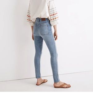 11” Roadtripper Hampstead wash jeans